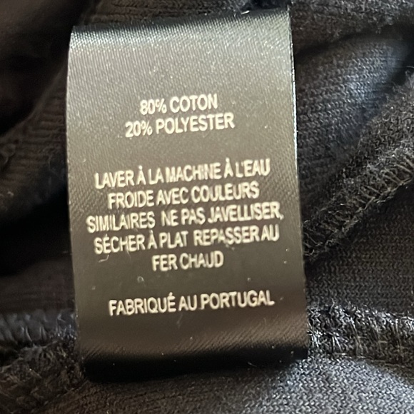 Black velvet cardigan jacket with beautiful gold colored buttons down a v neck. - Picture 5 of 10